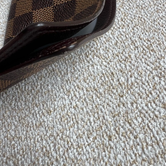 Louis Vuitton Damier Ebene Card Holder second hand - Picture 9 of 12